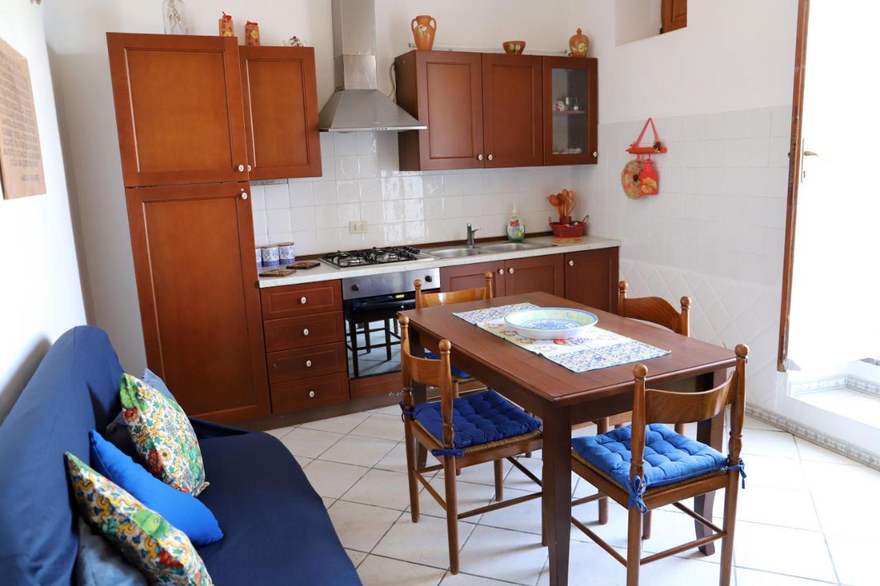 Vila Casa Vacanze Lorenzo Malfa  Exteriér fotografie